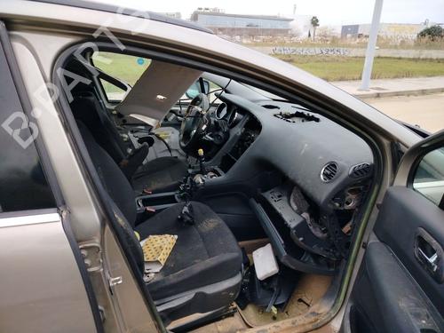 AC compressor PEUGEOT 5008 (0U_, 0E_) 1.6 HDi | BP30168558M34