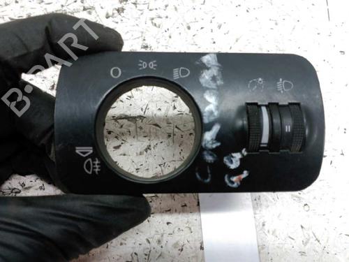 Used Headlight switch SEAT CORDOBA (6K2) [1999-2002]  21443984