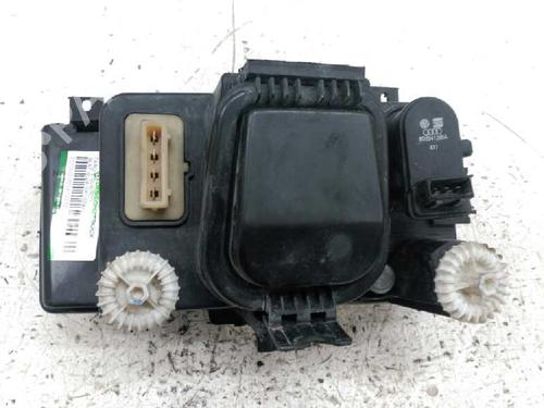 Left headlight SEAT IBIZA II (6K1)  | BP21439655C28 