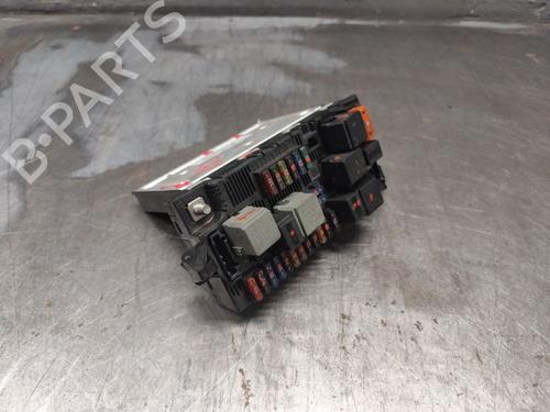 Used Fuse box Fuse box MERCEDES-BENZ E-CLASS (W211) E 270 CDI (211.016) (177 hp) 40446758 40446758