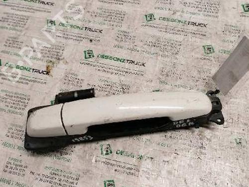 Used Front right exterior door handle SUZUKI GRAND VITARA II (JT, TE, TD) 1.9 DDiS (JB419WD, JB419XD) (129 hp) 21474020