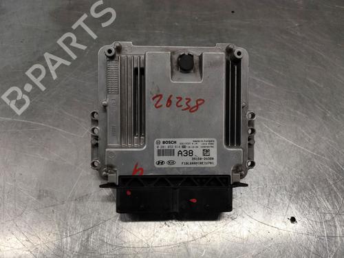 Used Engine control unit (ECU) KIA SPORTAGE IV (QL, QLE) 1.7 CRDi (116 hp) 31944524