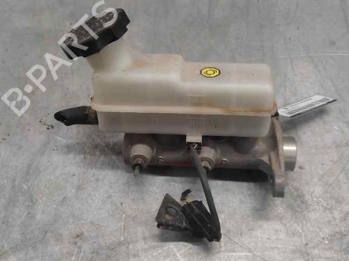 Used Brake master cylinder HYUNDAI H-1 Van (A1) [1997-2008]  24529544