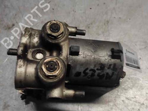 Pompe ABS MERCEDES-BENZ C-CLASS T-Model (S202) C 220 T D (202.182) (75 hp) 24678186