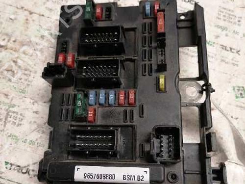 Used Fuse box PEUGEOT 206 Hatchback (2A/C) [1998-2012]  21471942
