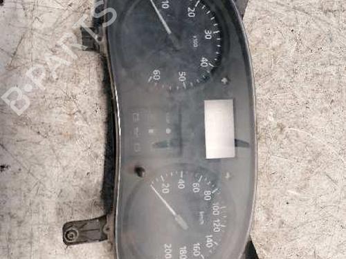 Used Instrument cluster NISSAN PRIMASTAR Van (X83) [2002-2025]  21482586