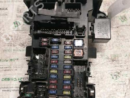 Used Fuse box SUZUKI GRAND VITARA II (JT, TE, TD) 1.9 DDiS (JB419WD, JB419XD) (129 hp) 21474011