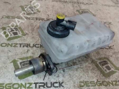 Used Brake master cylinder Brake master cylinder RENAULT MASTER II Platform/Chassis (ED/HD/UD) [1997-2013] 40063808 40063808