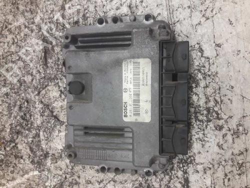 Used Engine control unit (ECU) RENAULT SCÉNIC II (JM0/1_) [2003-2010]  21461903