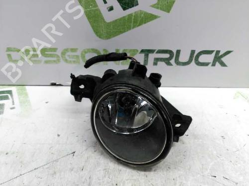 Used Right front fog light NISSAN ALMERA II Hatchback (N16) [2000-2025]  21431517