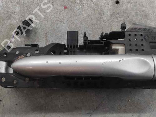 Używane Klamka zewnętrzna drzwi przednich prawych RENAULT MEGANE III Hatchback (BZ0/1_, B3_) [2008-2025]  21406822