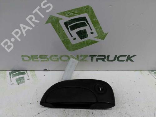 Used Front left exterior door handle RENAULT MEGANE I Classic (LA0/1_) 1.9 D (LA0A, LA0U, LA0R) (64 hp) 21494801