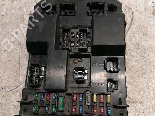 Used Fuse box PEUGEOT 307 (3A/C) 2.0 HDi 90 (90 hp) 21480141