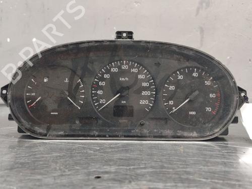 Used Instrument cluster RENAULT MEGANE I (BA0/1_) 1.6 e (BA0F, BA0S) (90 hp) 32843505