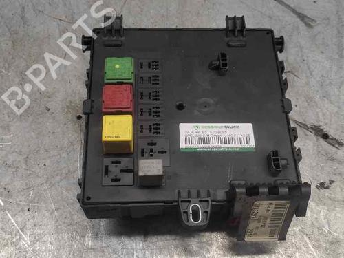 Zekeringkast OPEL SIGNUM Hatchback (Z03) [2003-2008]  21414149
