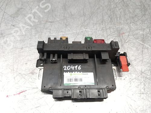 Used Fuse box MERCEDES-BENZ S-CLASS (W220, V220) [1998-2005]  25728428