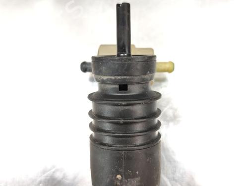 Used Washer pump VW GOLF III (1H1) [1989-2000]  29351803