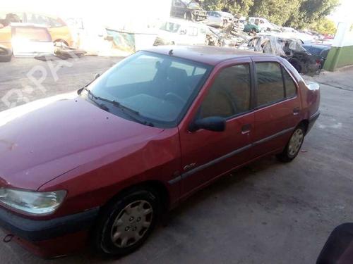 Left taillight PEUGEOT 306 (7B, N3, N5)  | BP21426792C34 