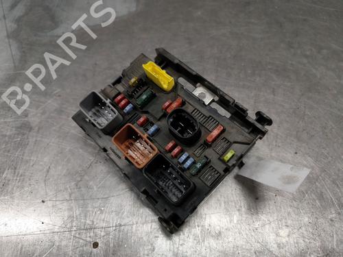 Used Fuse box Fuse box PEUGEOT 307 SW (3H) [2002-2009] 34604096 34604096