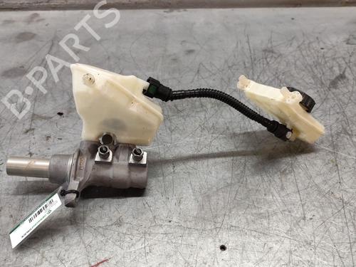 Used Brake master cylinder PEUGEOT 308 II (LB_, LP_, LW_, LH_, L3_) [2013-2021]  25791820