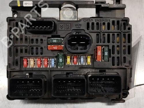 Used Fuse box CITROËN C4 I (LC_) [2004-2014]  29609655