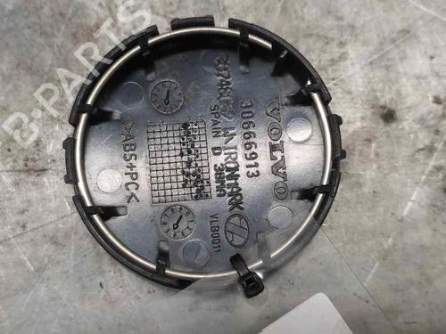 Used Hub cap VOLVO C30 (533) [2006-2013]  25801122