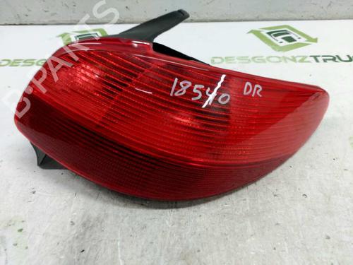 Høyre baklys PEUGEOT 206 Hatchback (2A/C) 1.4 i (75 hp) 22908182