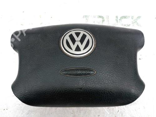 Used Driver airbag VW GOLF IV (1J1) [1997-2008]  21433924