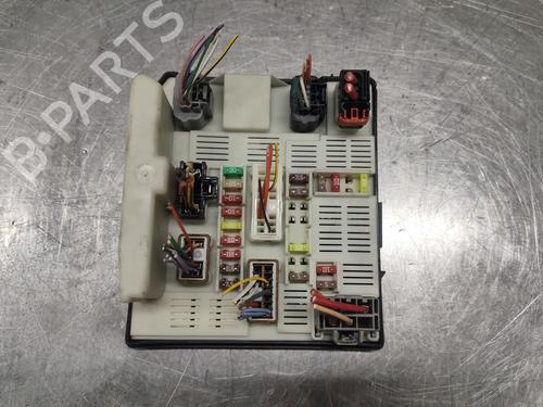 fuse-box-renault-master-iii-van-fv-2010-35799290 main image