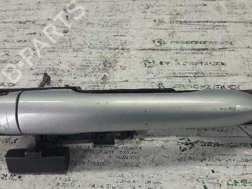 Used Front left exterior door handle RENAULT LAGUNA II (BG0/1_) [2001-2007]  21448827
