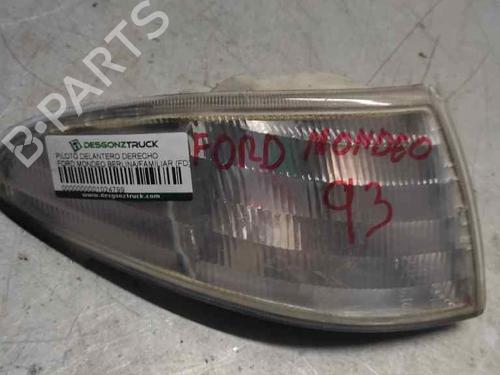 Used Right front indicator FORD MONDEO II (BAP) [1996-2000]  21400081