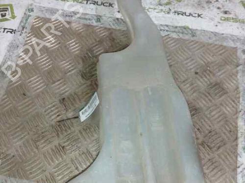 Used Windscreen washer tank IVECO DAILY III Platform/Chassis 35 S 11,35 C 11 (A2FC13AA, A6FBU4AB, A2NB14A1, A2ND13A1,... (106 hp) 22907733
