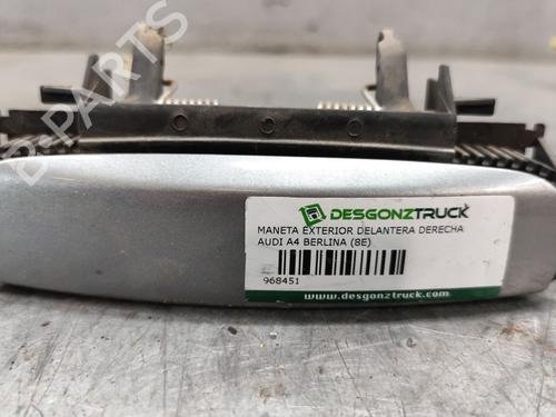 Høyre foran utvendig håndtak AUDI A4 B7 (8EC) [2004-2009]  28586228