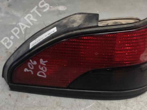 Used Right taillight PEUGEOT 306 (7B, N3, N5) [1993-2003]  21404131