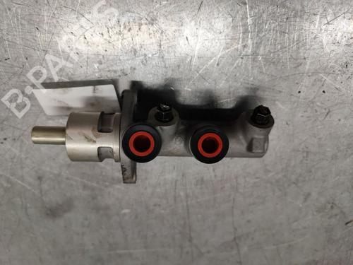 Used Brake master cylinder SMART FORTWO Coupe (450) 0.7 (450.352, 450.332) (61 hp) 24529759