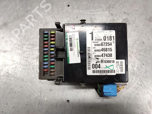 Sikringsdose RENAULT LAGUNA II Grandtour (KG0/1_) 2.2 dCi (KG0F) (150 hp) 22733969