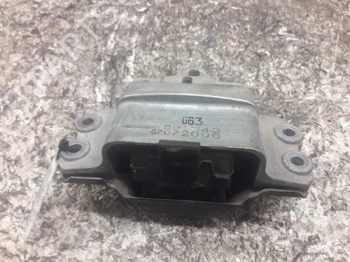 Used Engine mount VW PASSAT B6 (3C2) [2005-2010]  21468897