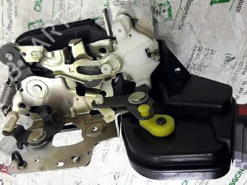 Used Front left lock HYUNDAI ELANTRA III Saloon (XD) 2.0 CRDi (113 hp) 21447681
