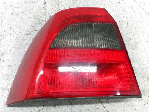 Used Left taillight OPEL VECTRA B Estate (J96) [1996-2003]  21438500
