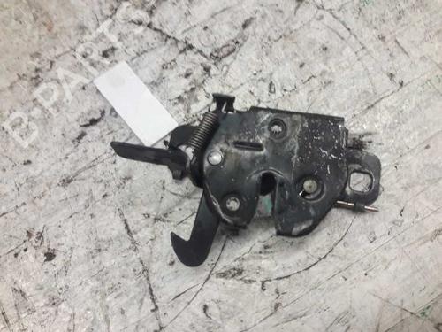 Used Hood lock NISSAN PATROL III/2 Station Wagon (W260) [1988-1998]  21459430