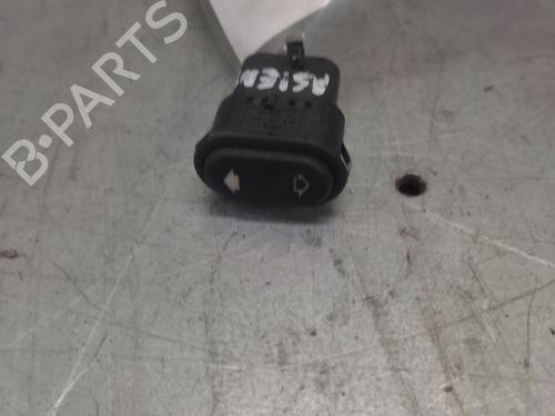 Used Right front window switch FORD MONDEO III Turnier (BWY) 2.2 TDCi (155 hp) 22240136