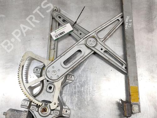 Alzavetro anteriore sinistro TOYOTA YARIS (_P13_) 1.4 D (NLP130_, NLP130) (90 hp) 29559205