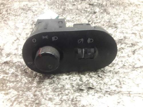 Used Headlight switch SEAT IBIZA III (6L1) [2002-2009]  21462433