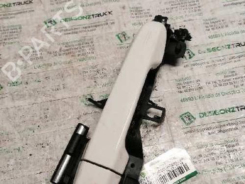 Used Front right exterior door handle TOYOTA AURIS (_E18_) [2012-2019]  21454143