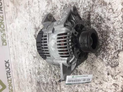 Used Alternator RENAULT MEGANE I Classic (LA0/1_) [1996-2008]  21462264