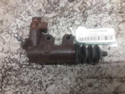 Clutch slave cylinder TOYOTA YARIS (_P1_) 1.4 D-4D (NLP10_) | BP21464524M113 
