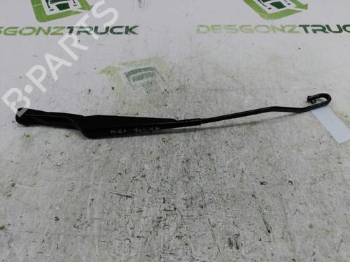 Used Front windshield wiper arm SEAT IBIZA II (6K1) [1993-2002]  21436478