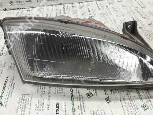 Used Right headlight HYUNDAI ELANTRA III Saloon (XD) 1.6 (107 hp) 21449685