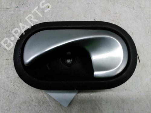 Venstre fortil invendig håndtag RENAULT MEGANE II (BM0/1_, CM0/1_) [2001-2012]  21427988
