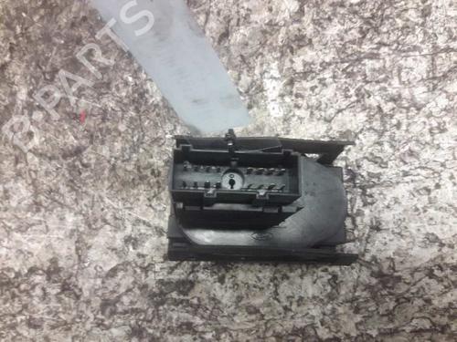 Commande de phare FORD FOCUS II (DA_, HCP, DP)  | BP21458178I24 